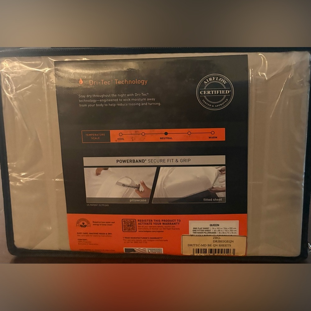 Edge Performance Sheet Set in Beige - Picture 2 of 3
